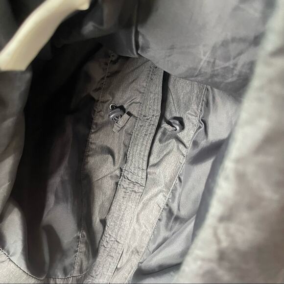 Gap Hooded Mid Length puffer jacket - Picture 8 of 9